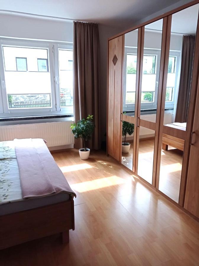 Ferienwohnung Greifenbach, Gartennutzung, Haustiere Willkommen Geyer Dış mekan fotoğraf